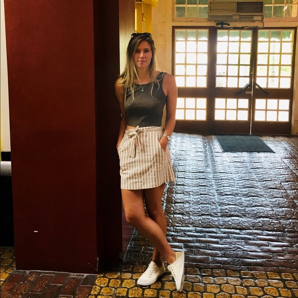 Meet your Posher, Alexandra - Picture 1 of 1